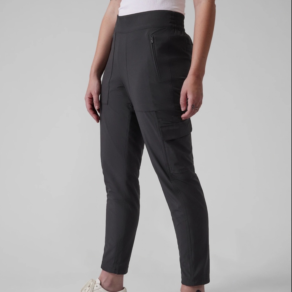 Athleta Black Chelsea Cargo Pants